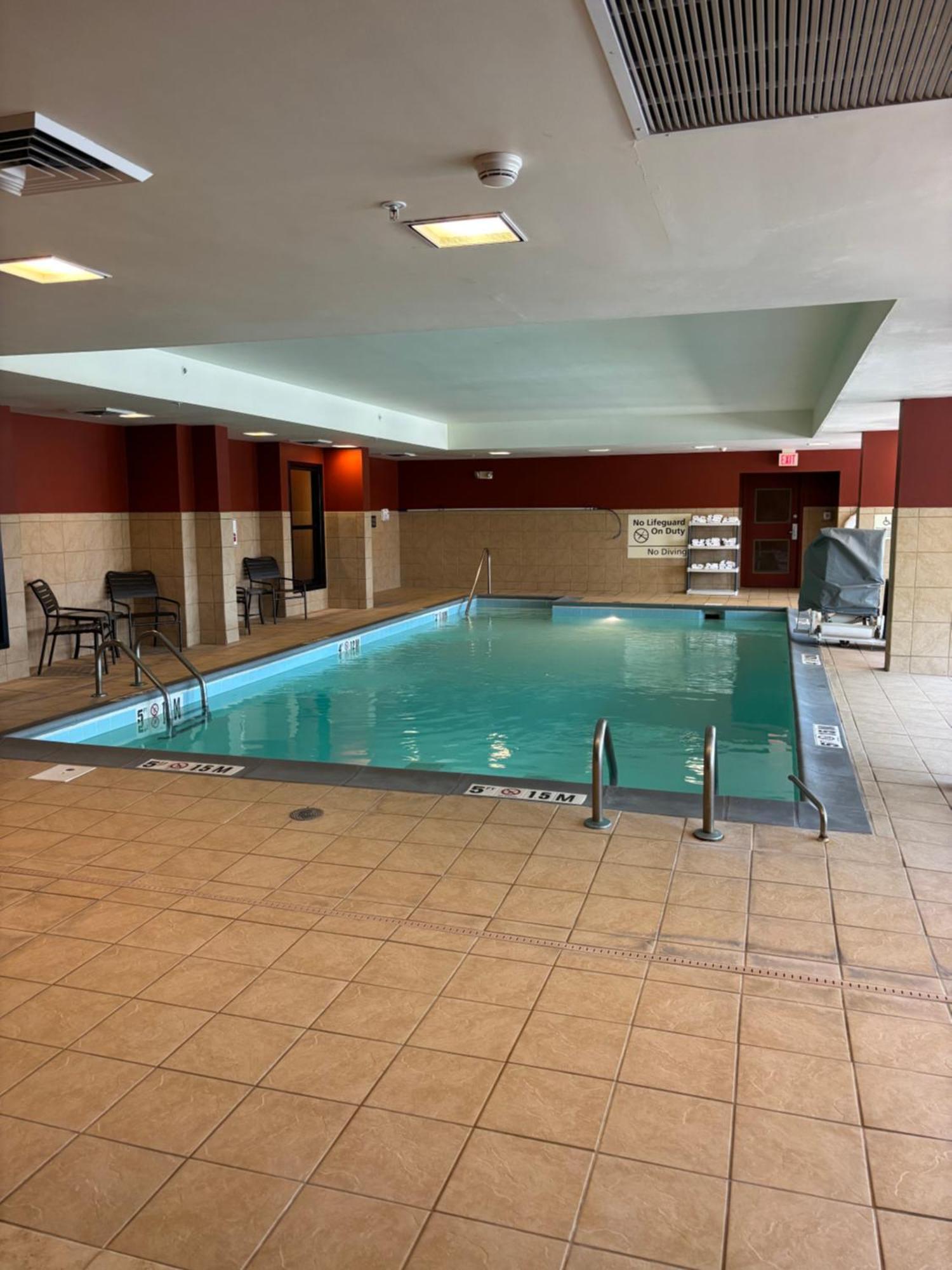 Hampton Inn Lafayette Extérieur photo